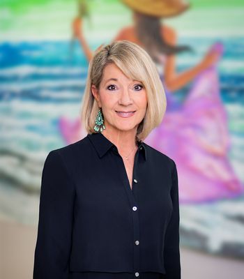 Portrait of Victoria Wilson, REALTOR®.